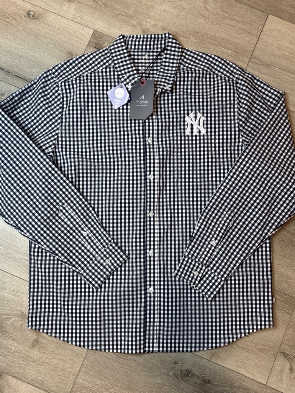 Antigua Black & White Gingham Button-Down Shirt with NY Yankees Logo